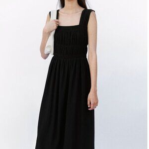 NWT H &M Smocked Bodice Dress